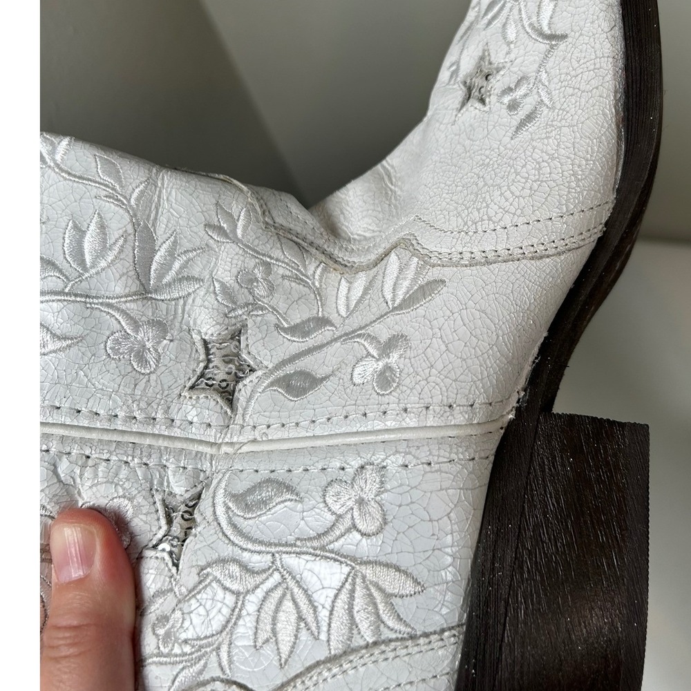 Laredo Cowgirl Boots Ladies 9.5 White Floral Star Sequin Western 52111 Cowboy - Picture 3 of 9